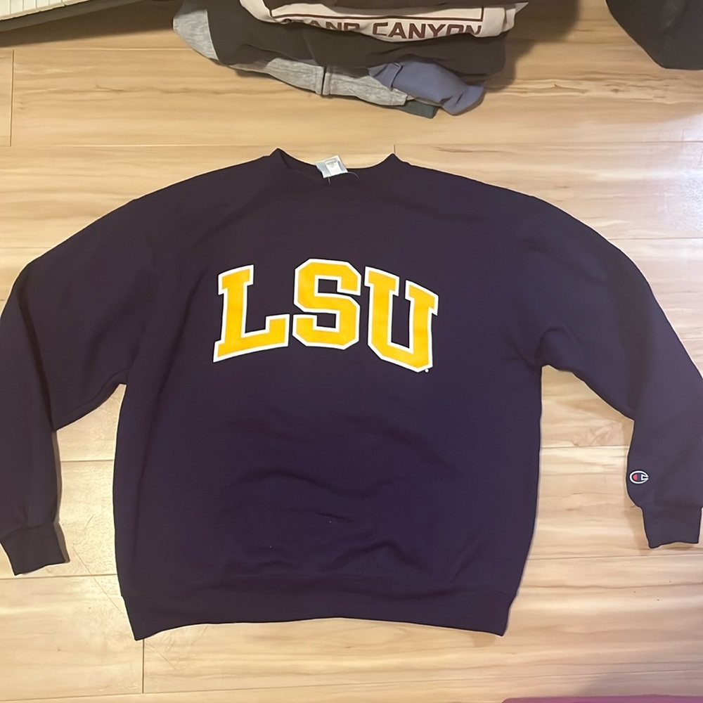 Champion LSU crewneck, Large